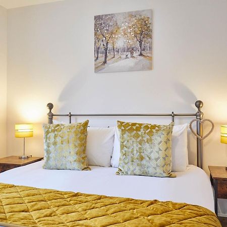 Host & Stay - Redsky House Уитби Экстерьер фото