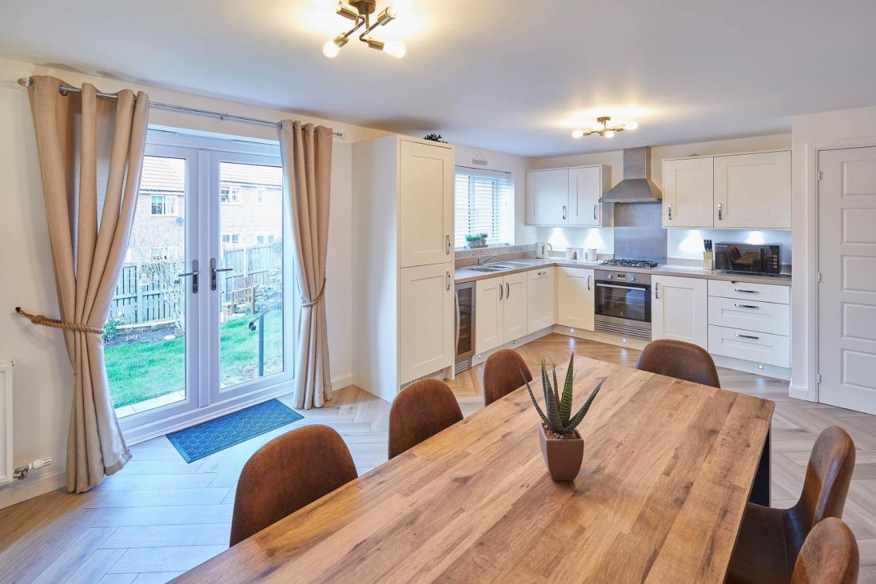 Host & Stay - Redsky House Уитби Экстерьер фото